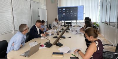 Бізнес має працювати на розвиток економіки, а не ходити по кабінетам чиновників, – Роман Лещенко